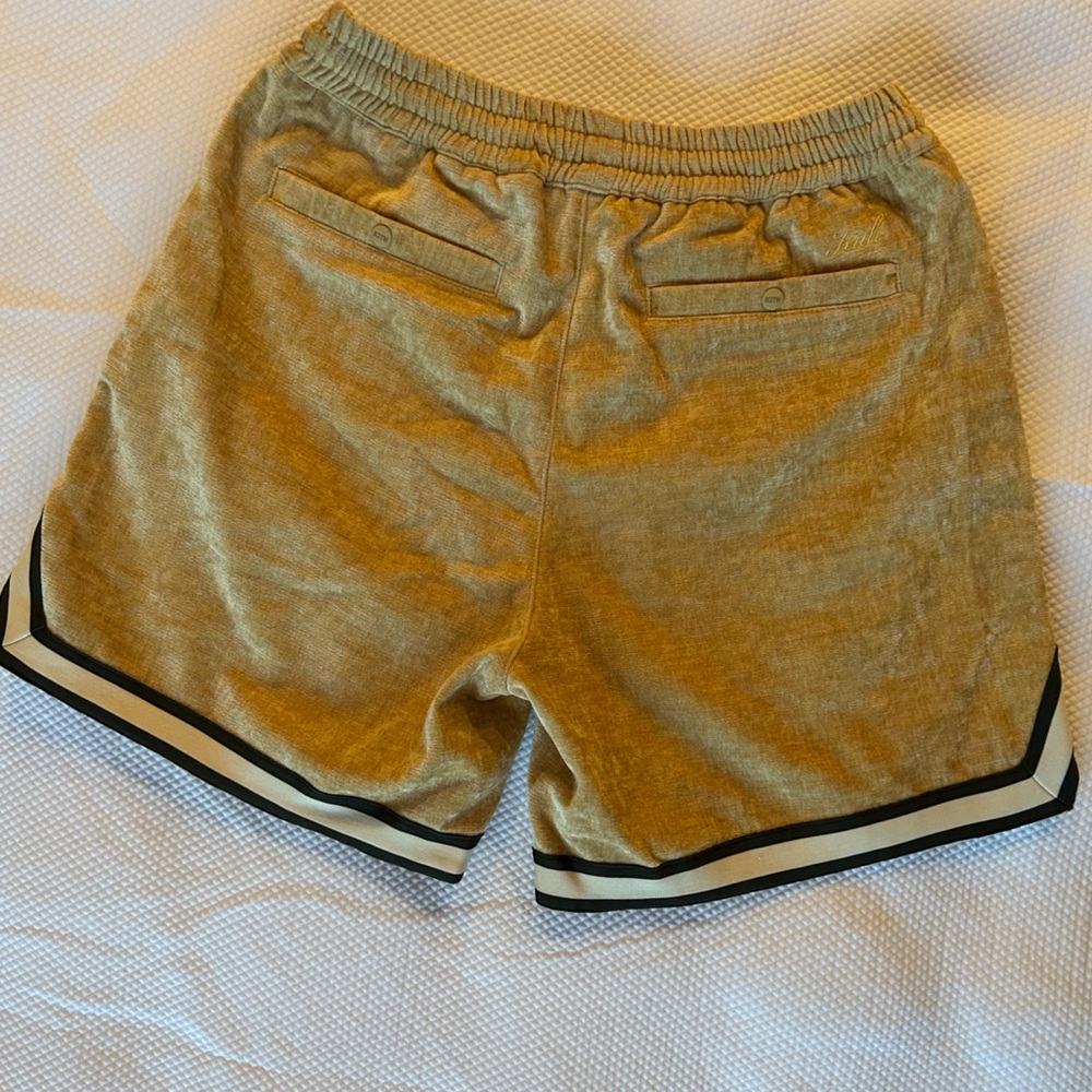 Men’s Chenille Kith Curtis basketball shorts - Picture 2 of 4